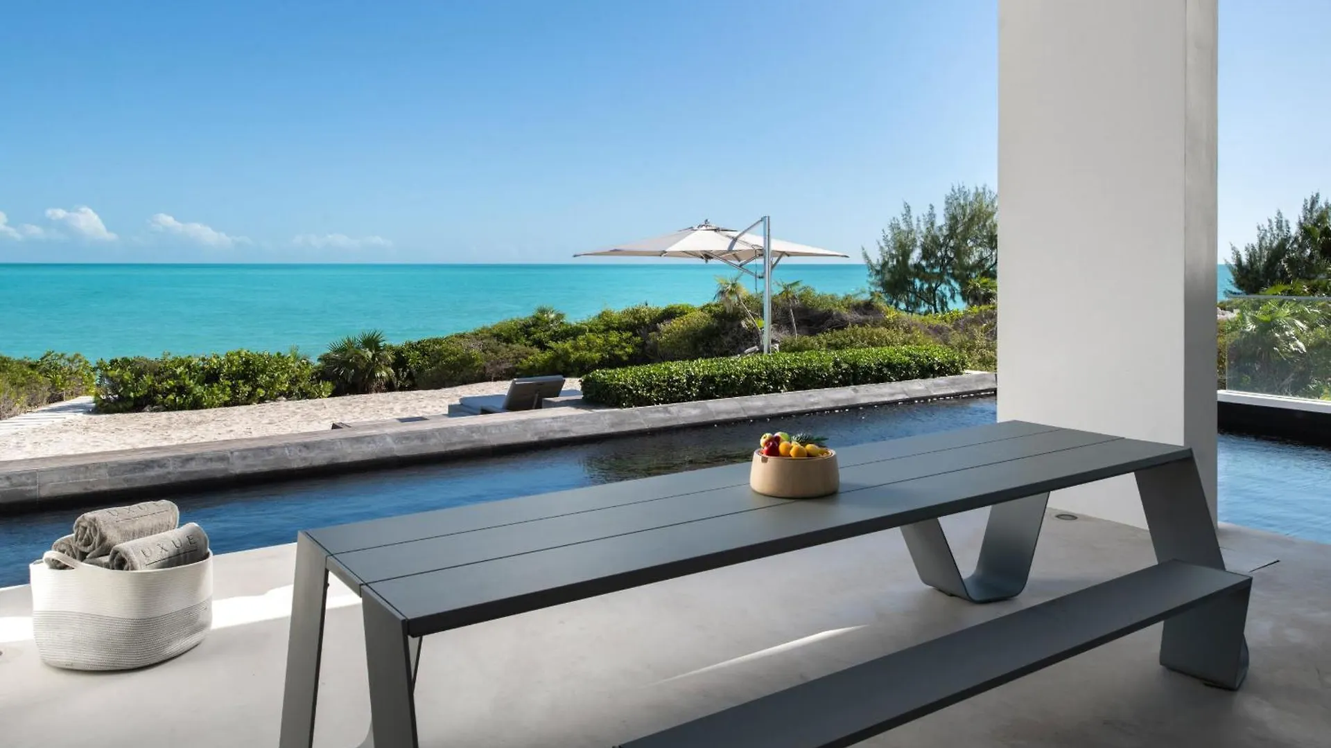 Uxue Villa 4 Br Long Bay