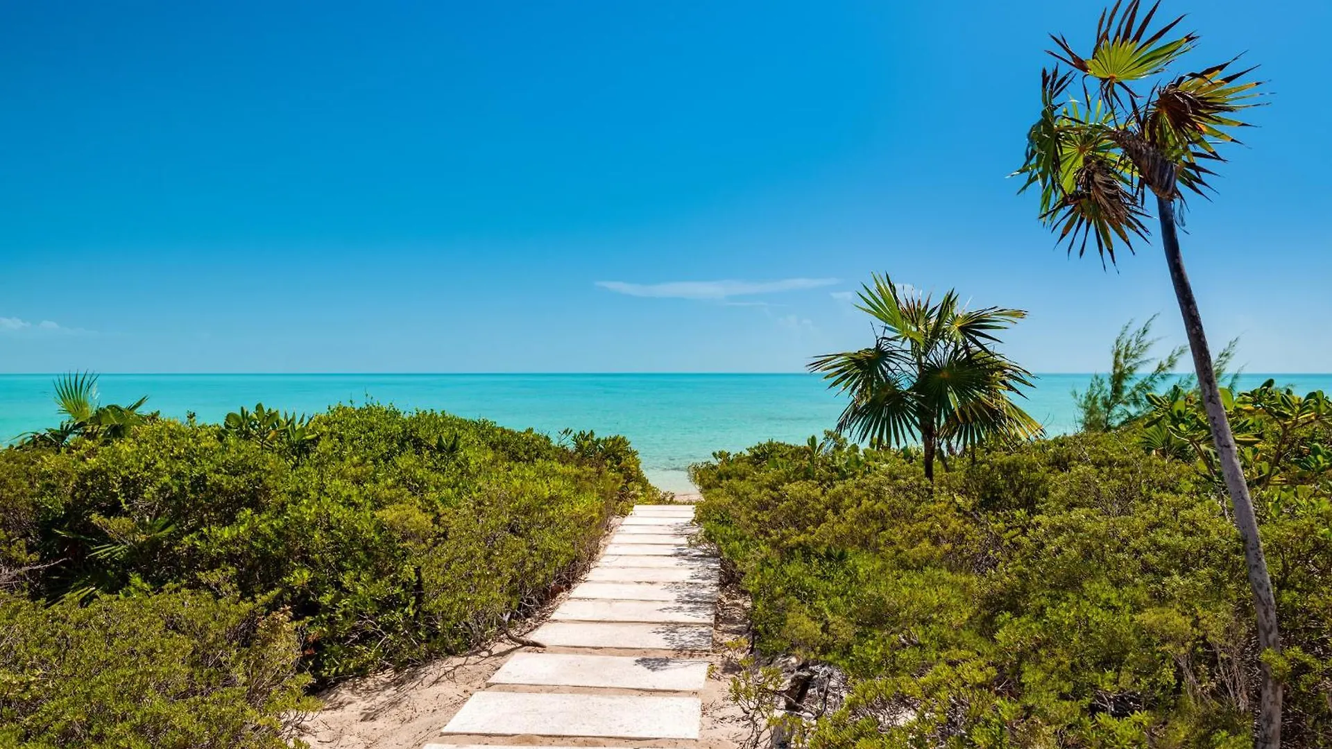 Uxue Villa 4 Br Long Bay