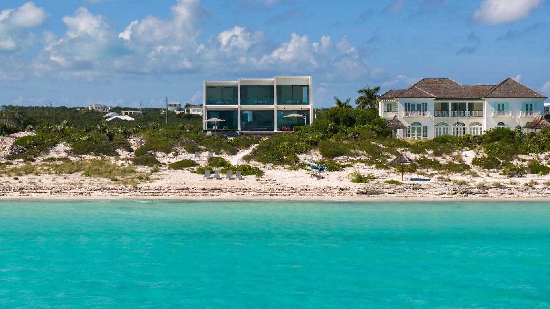 Uxue Villa 4 Br Long Bay